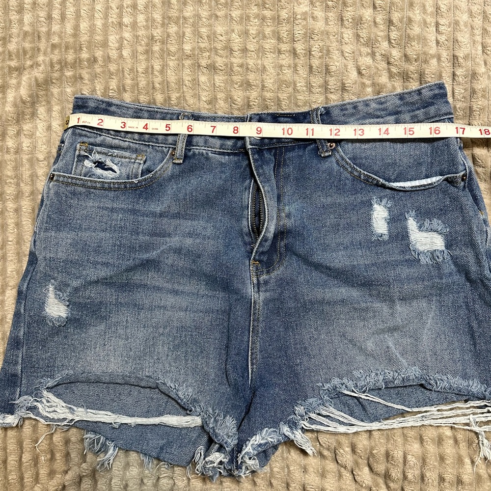 Shoe Dazzle Blue Distressed Jean Shorts